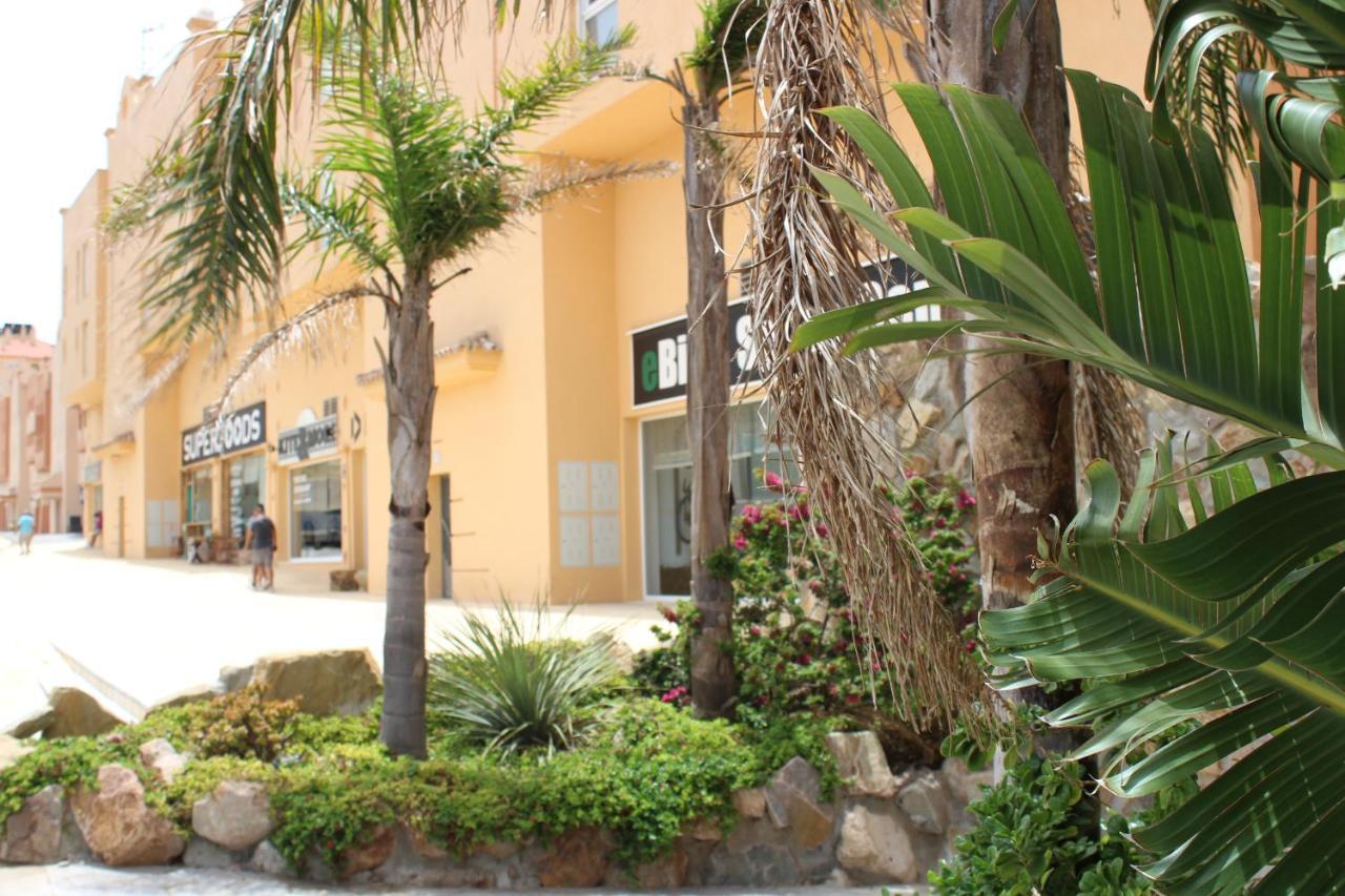 Los Lances Tarifa - Piscina Y Patio ภายนอก รูปภาพ