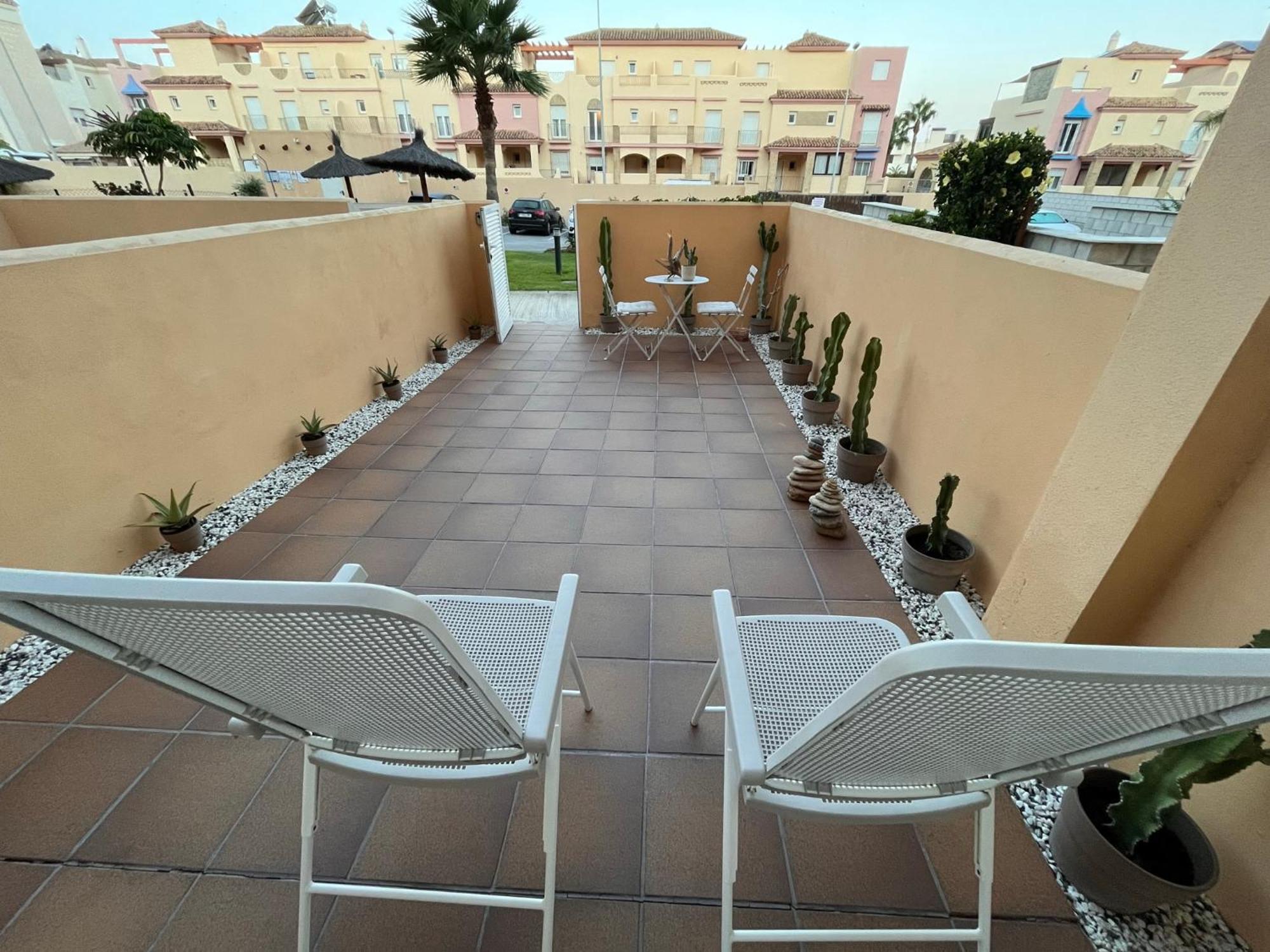 Los Lances Tarifa - Piscina Y Patio ภายนอก รูปภาพ